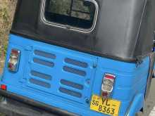 https://riyasewana.com/uploads/bajaj-4-s-38502022943.jpg