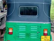 https://riyasewana.com/uploads/bajaj-4-s-5204736576.jpg