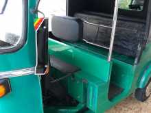https://riyasewana.com/uploads/bajaj-4-st-201355084083.jpg