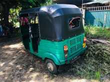 https://riyasewana.com/uploads/bajaj-4-st-21612324643.jpg