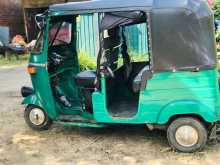 https://riyasewana.com/uploads/bajaj-4-st-7703094713.jpg