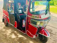 https://riyasewana.com/uploads/bajaj-4-stock-111227514413.jpg