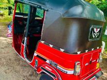 https://riyasewana.com/uploads/bajaj-4-stock-111230456164.jpg