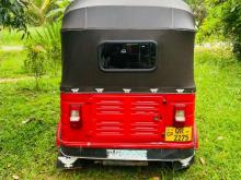 https://riyasewana.com/uploads/bajaj-4-stock-171738406834.jpg