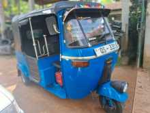 Bajaj 4 Stroke 2009 Three Wheel