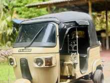 Bajaj 4 Stroke 2010 Three Wheel
