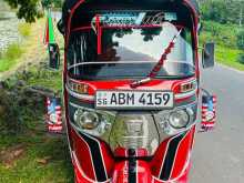 Bajaj 4 Stroke 2016 Three Wheel