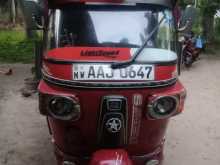 Bajaj 4 Stroke 2013 Three Wheel