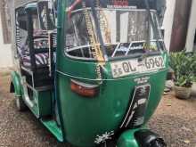 Bajaj 4 Stroke 2007 Three Wheel