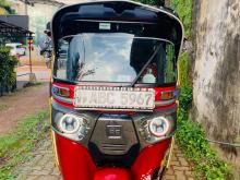 Bajaj 4 Stroke 2015 Three Wheel