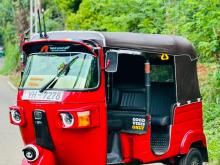 Bajaj 4 Stroke 2011 Three Wheel