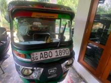 Bajaj 4 Stroke 2016 Three Wheel
