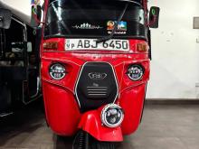 Bajaj 4 Stroke 2016 Three Wheel