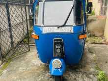 Bajaj 4 Stroke 2008 Three Wheel