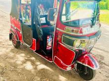 https://riyasewana.com/uploads/bajaj-4-stock-72317466936.jpg