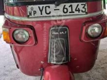 Bajaj 4 Stroke 2010 Three Wheel