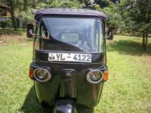 Bajaj 4 Stroke 2011 Three Wheel