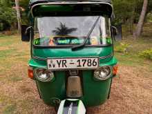Bajaj 4 Stroke 2011 Three Wheel
