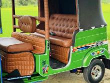 https://riyasewana.com/uploads/bajaj-4-stok-106400724771.jpg
