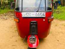 Bajaj 4 Stroke 2009 Three Wheel