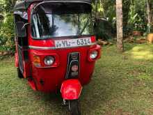 Bajaj 4 Stroke 2011 Three Wheel