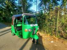 Bajaj 4 Stroke 2011 Three Wheel