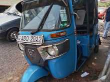 Bajaj 4 Stroke 2016 Three Wheel