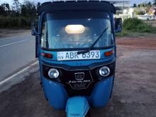 Bajaj 4 Stroke 2019 Three Wheel