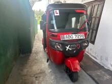 Bajaj 4 Stroke 2017 Three Wheel