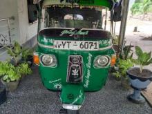 Bajaj 4 Stroke 2011 Three Wheel