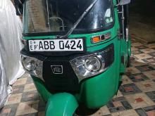 Bajaj 4 Stroke 2015 Three Wheel