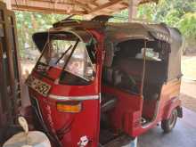 Bajaj 4 Stroke 2004 Three Wheel