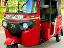 Bajaj 4 Stroke 2018 Three Wheel