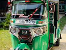 Bajaj 4 Stroke 2015 Three Wheel