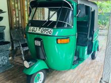 Bajaj 4 Stroke 2007 Three Wheel