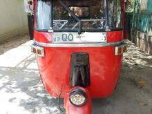 Bajaj 4 Stroke 2010 Three Wheel