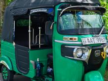 https://riyasewana.com/uploads/bajaj-4-stoke-1316383017195.jpg