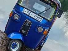 Bajaj 4 Stroke 2012 Three Wheel