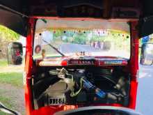 https://riyasewana.com/uploads/bajaj-4-stoke-2014-2313133212612.jpg