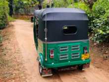 https://riyasewana.com/uploads/bajaj-4-stoke-2014-277572612383.jpg