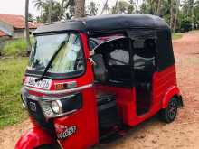 https://riyasewana.com/uploads/bajaj-4-stoke-2016-122293212203.jpg