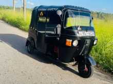 Bajaj 4 Stroke 2011 Three Wheel