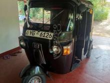 Bajaj 4 Stroke 2011 Three Wheel