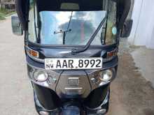Bajaj 4 Stroke 2015 Three Wheel