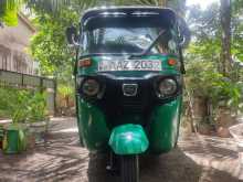 Bajaj 4 Stroke 2015 Three Wheel