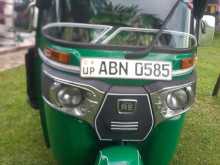 Bajaj 4 Stroke 2016 Three Wheel