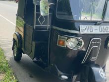 Bajaj 4 Stroke 2010 Three Wheel