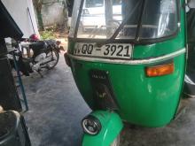 Bajaj 4 Stroke 2008 Three Wheel