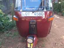 Bajaj 4 Stroke 2009 Three Wheel