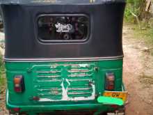 https://riyasewana.com/uploads/bajaj-4-stork-2010-2321040112924.jpg